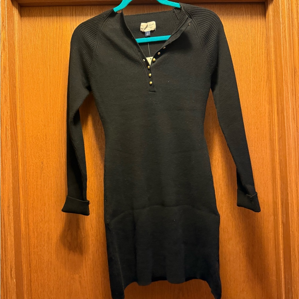 Universal Thread Black Long Sleeve Knit Dress with Button Detail